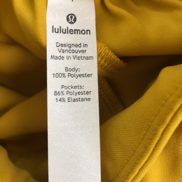 Lululemon Noir Short 5.5" Honeycomb - Picture 3 of 4